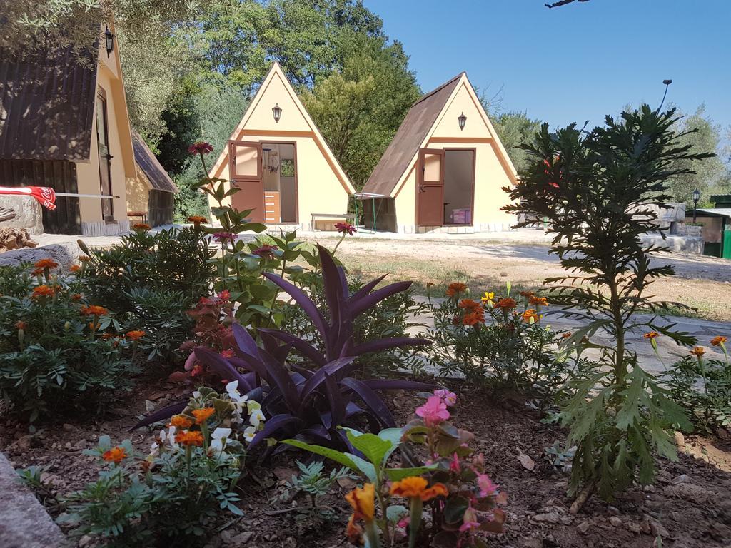 Apartments And Bungalows Mimoza Baosici Herceg Novi Exterior foto