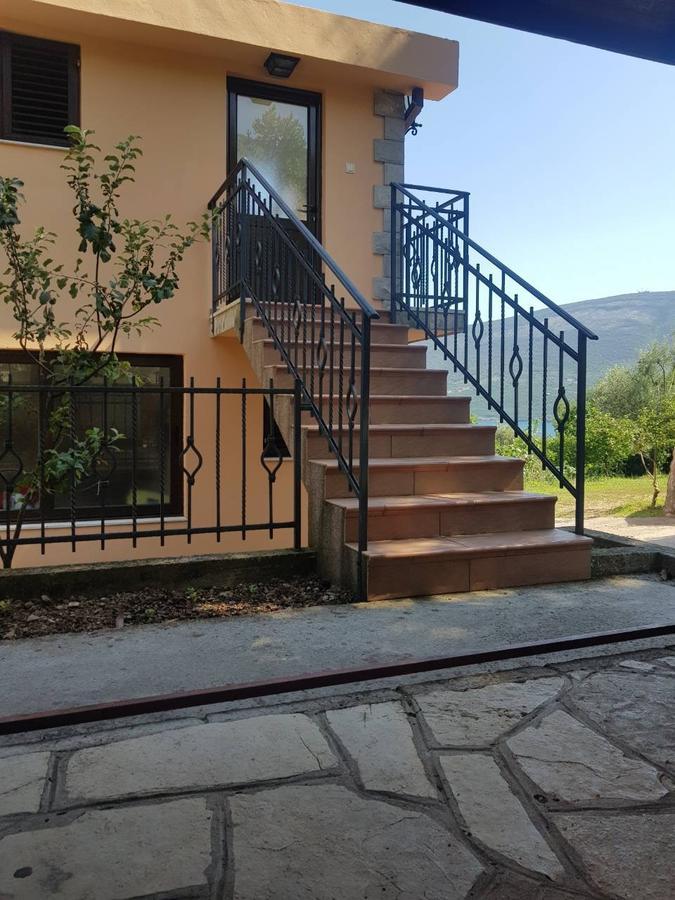 Apartments And Bungalows Mimoza Baosici Herceg Novi Exterior foto